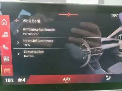 Photo 44 Renault 4 Renault  E-Tech Electrique 150 ch autonomie confort