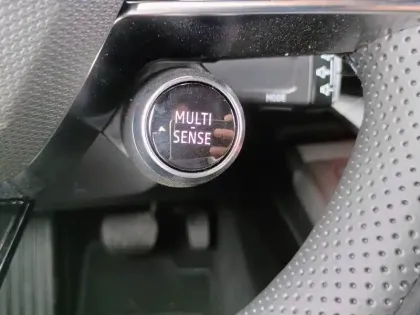 Photo 30 Renault 4 Renault  E-Tech Electrique 150 ch autonomie confort