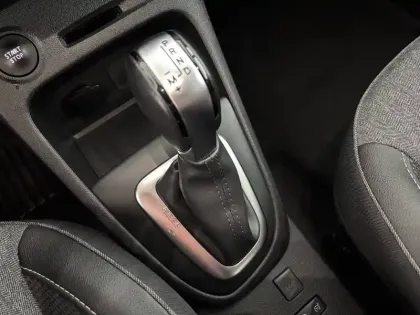 Photo 45 Renault Captur  TCe 150 FAP EDC