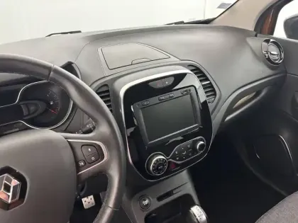 Photo 44 Renault Captur  TCe 150 FAP EDC