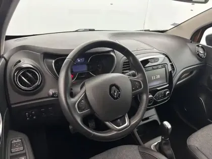 Photo 42 Renault Captur  TCe 150 FAP EDC