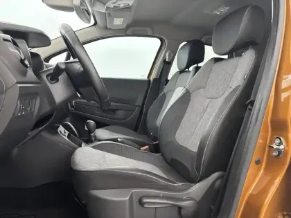 Photo 41 Renault Captur  TCe 150 FAP EDC