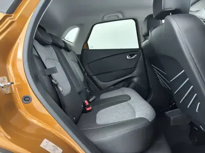 Photo 48 Renault Captur  TCe 150 FAP EDC