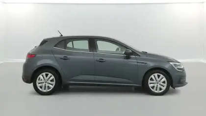 Photo 14 Renault Megane Mégane IV Berline Blue dCi 115 EDC