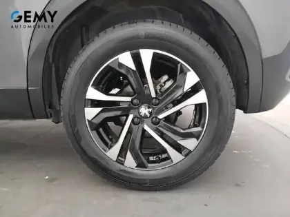 Photo 10 Peugeot 2008  PureTech 130 S&S BVM6