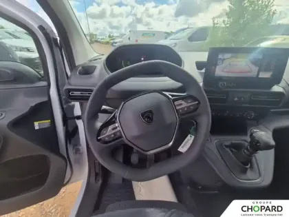 Photo 15 Peugeot Partner  FGN DIESEL 130 CH M AUT