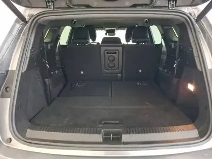 Photo 53 Renault Espace  E-Tech full hybrid 200 GSR2