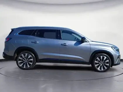 Photo 5 Renault Espace  E-Tech full hybrid 200 GSR2