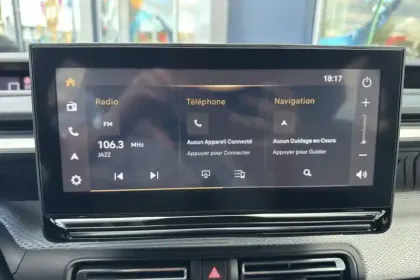 Photo 23 Citroën C3 Aircross  7 places Hybride 145 ch Auto
