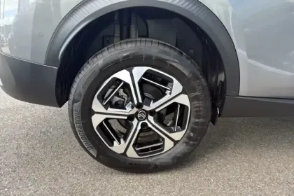 Photo 11 Citroën C3 Aircross  7 places Hybride 145 ch Auto