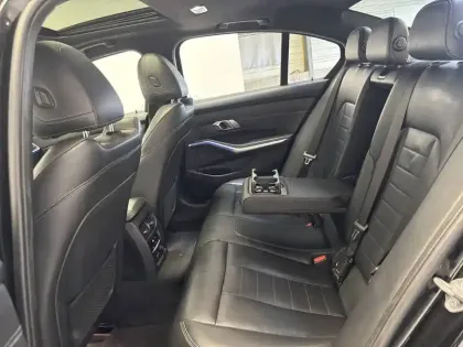 Photo 11 BMW Serie 3 320d 190 ch BVA8