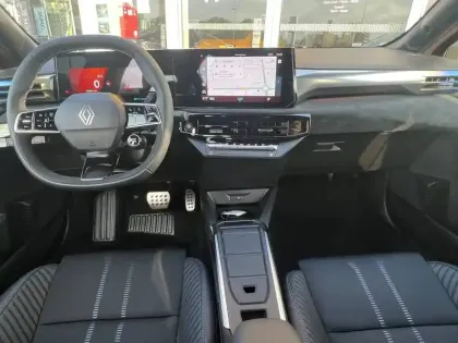Photo 5 Renault Clio  E-Tech full hybrid 160 ch