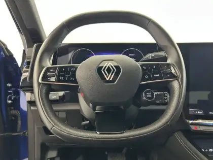 Photo 43 Renault Austral  mild hybrid 160 auto