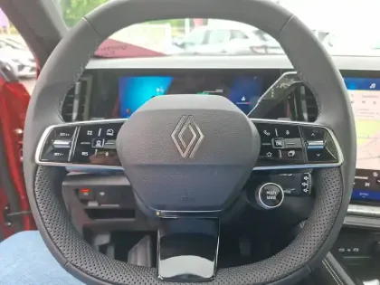 Photo 36 Renault Austral  full hybrid E-Tech 200 ch