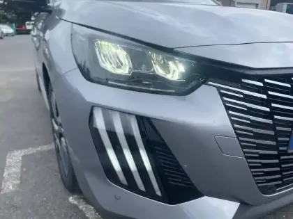 Photo 15 Peugeot 208  100 S&S BVM6