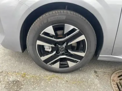 Photo 12 Peugeot 208  100 S&S BVM6