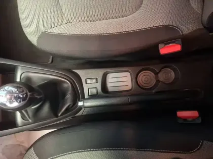 Photo 38 Renault Captur  dCi 90 Energy eco²