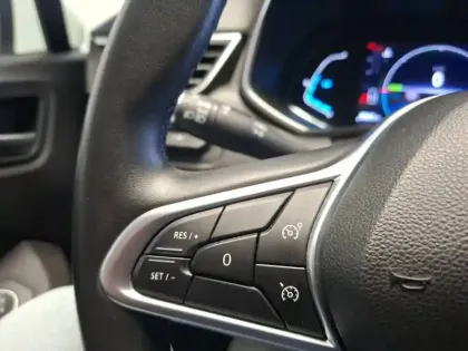 Photo 24 Renault Clio  E-Tech 140 - 21