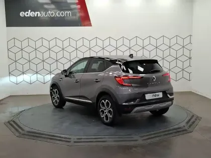 Photo 28 Renault Captur  mild hybrid 140