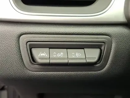 Photo 59 Renault Captur  mild hybrid 140