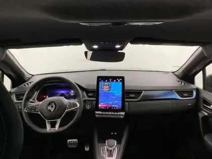 Photo 10 Renault Captur  E-Tech full hybrid 145 ch