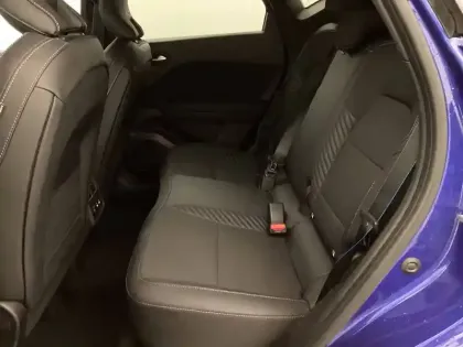Photo 11 Renault Captur  E-Tech full hybrid 145 ch