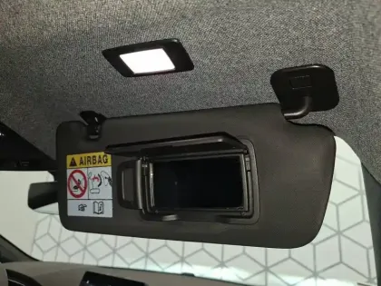 Photo 56 Renault Captur  E-Tech full hybrid 145 ch
