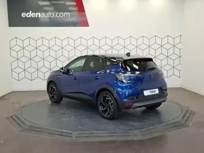 Photo 18 Renault Captur  E-Tech full hybrid 145 ch