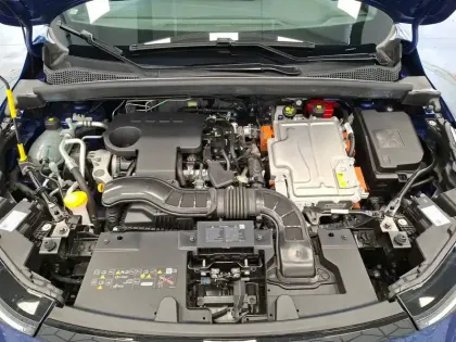 Photo 27 Renault Captur  E-Tech full hybrid 145 ch
