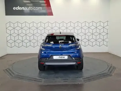 Photo 19 Renault Captur  E-Tech full hybrid 145 ch