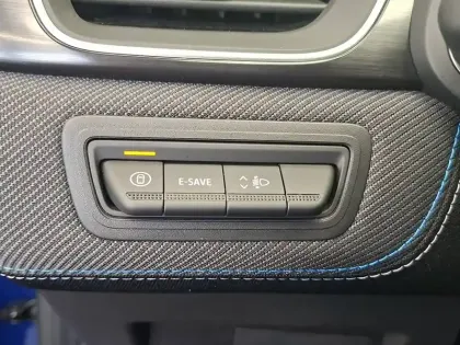 Photo 50 Renault Captur  E-Tech full hybrid 145 ch