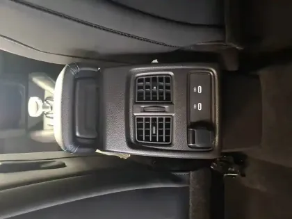 Photo 47 Renault Captur  E-Tech full hybrid 145 ch