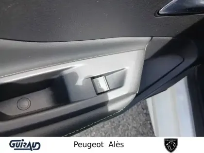 Photo 13 Peugeot 308  SW BlueHDi 130ch S&S EAT8