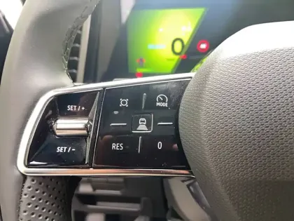 Photo 20 Renault Espace  E-Tech full hybrid 200 GSR2