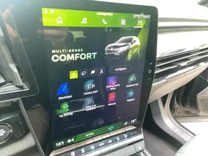 Photo 24 Renault Espace  E-Tech full hybrid 200 GSR2