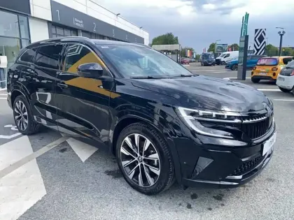 Photo 6 Renault Espace  E-Tech full hybrid 200 GSR2