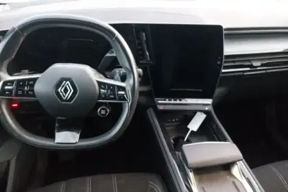 Photo 8 Renault Austral  E-Tech hybrid 200