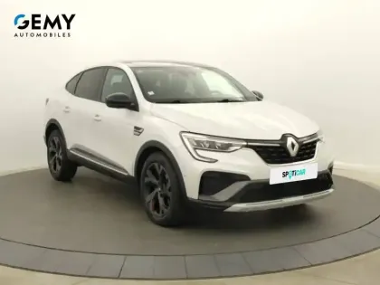 Photo 23 Renault Arkana  TCe 160 EDC FAP - 21B