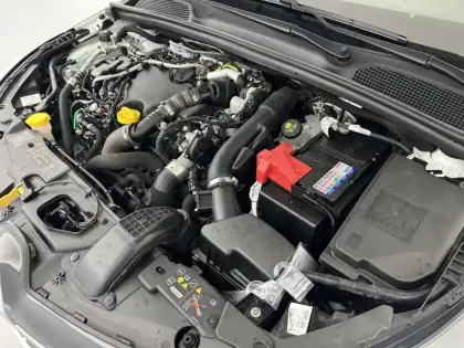 Photo 51 Renault Clio  Blue dCi 85