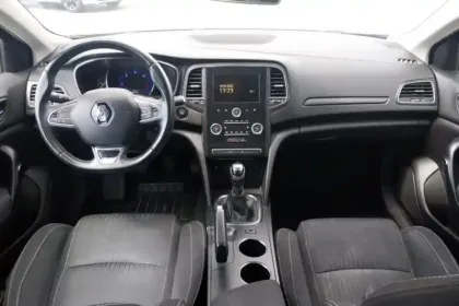 Photo 8 Renault Megane Mégane IV Berline Blue dCi 115