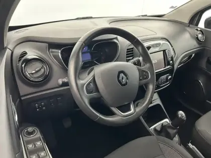 Photo 20 Renault Captur  TCe 90 Energy