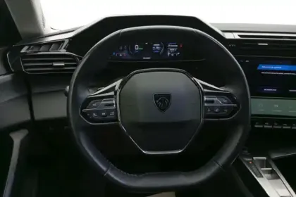 Photo 42 Peugeot 308  PHEV 180 e-EAT8