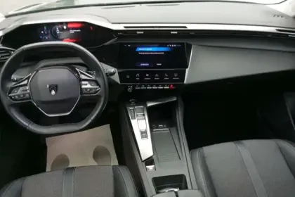 Photo 40 Peugeot 308  PHEV 180 e-EAT8