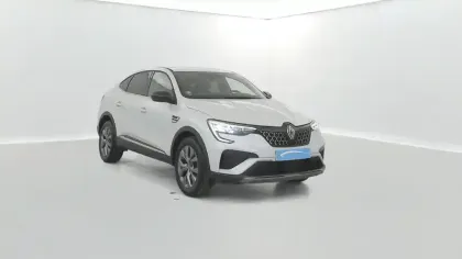 Photo 7 Renault Arkana  E-Tech full hybrid 145 GSR2