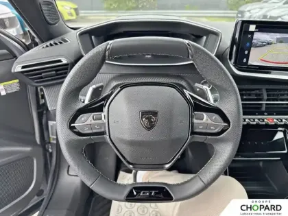 Photo 15 Peugeot 2008  Hybrid 145 e-DCS6