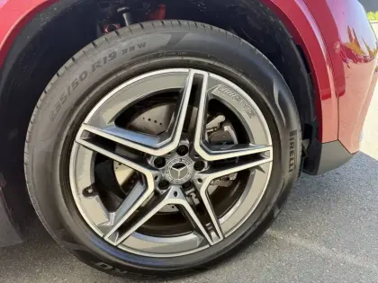 Photo 8 Mercedes GLA  200 d 8G-DCT