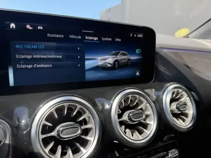 Photo 24 Mercedes GLA  200 d 8G-DCT