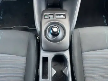 Photo 15 Nissan Leaf  Electrique 40kWh