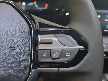 Photo 26 Peugeot 308  Hybrid 145 e-DCS6
