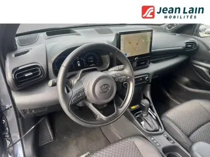 Photo 10 Toyota Yaris  Hybride 130h